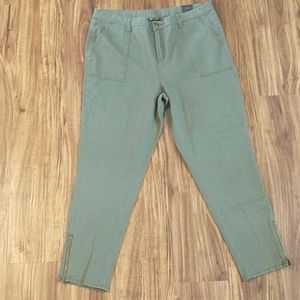 Lane Bryant Women's size 20 leggings